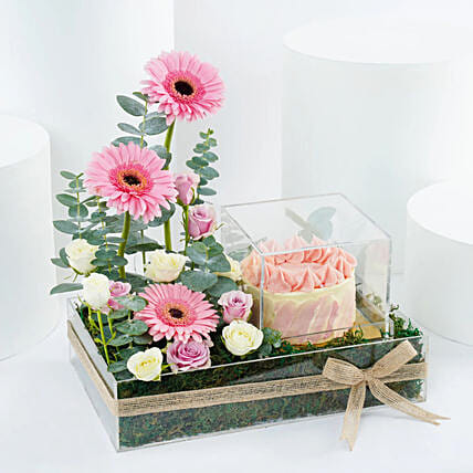 Pink Blush Flower and Cake Tray: Send Flowers to Saudi Arabia