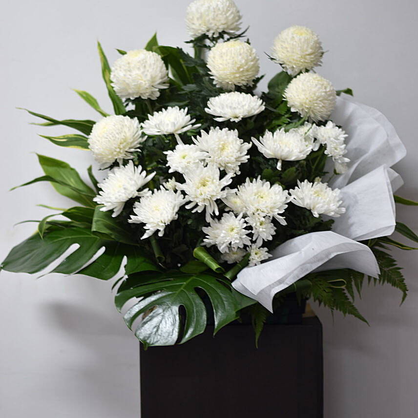 White Ball Mums Flower Stand