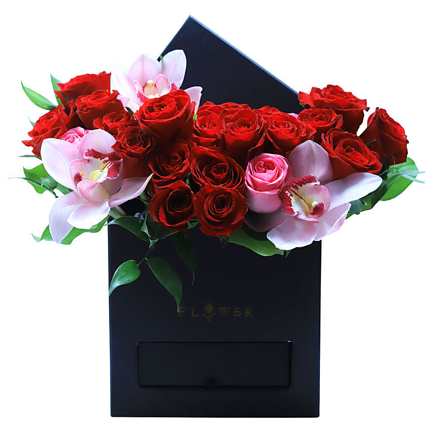Majestic Mixed Roses In Black Box