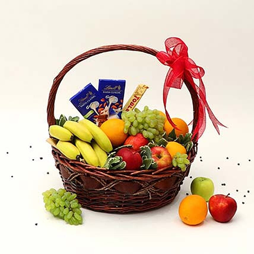 Delicious Fruitful Hamper