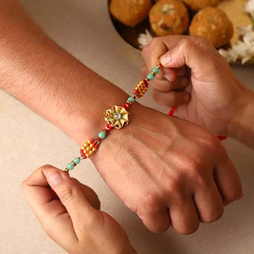 Sneh Trendy Flower Rakhi