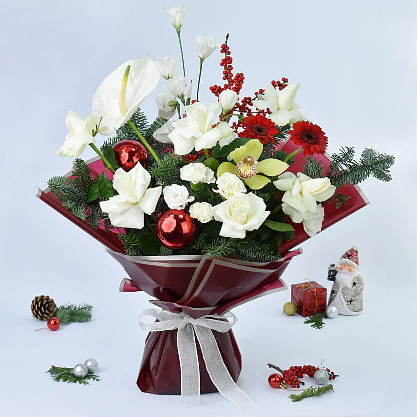 White Beauty Christmas Bouquet