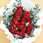 15 Red Roses And Million Smiles With I Love You Balloon For Valentines