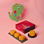 Fnp White Lotus Double Yolk Mooncakes With Dino Lantern