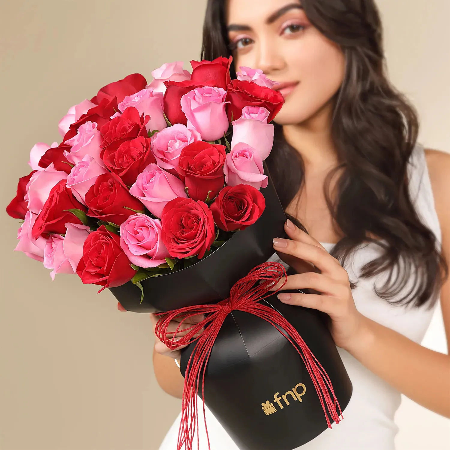 Fnp Roses Online Love Roses Bouquet Gift Delivery in Singapore - FNP