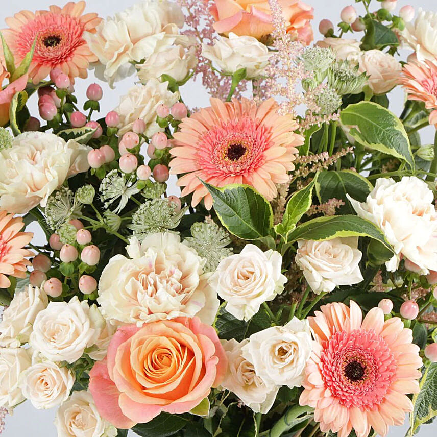 Gracious Mixed Flowers Arrangement