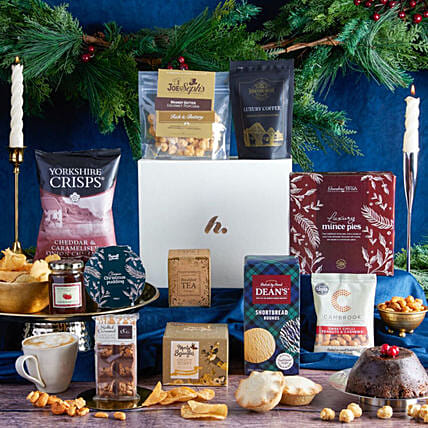 Bearing Gifts Christmas Hamper: Mothers Day Hampers UK