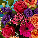 باقة ورد جربيرا منوعة وبألوان متعددة في فازة