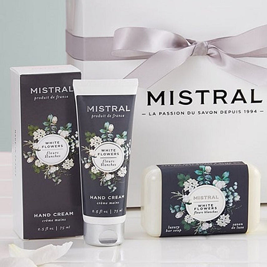 White Flower Gift Set