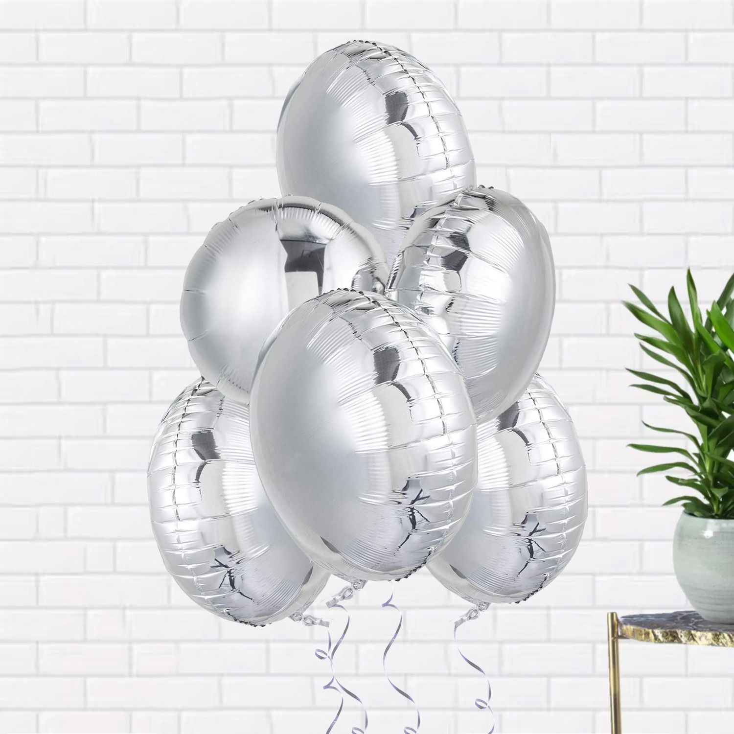 Online Helium Filled 6 Silver Foil Balloons Gift Delivery in UAE FNP