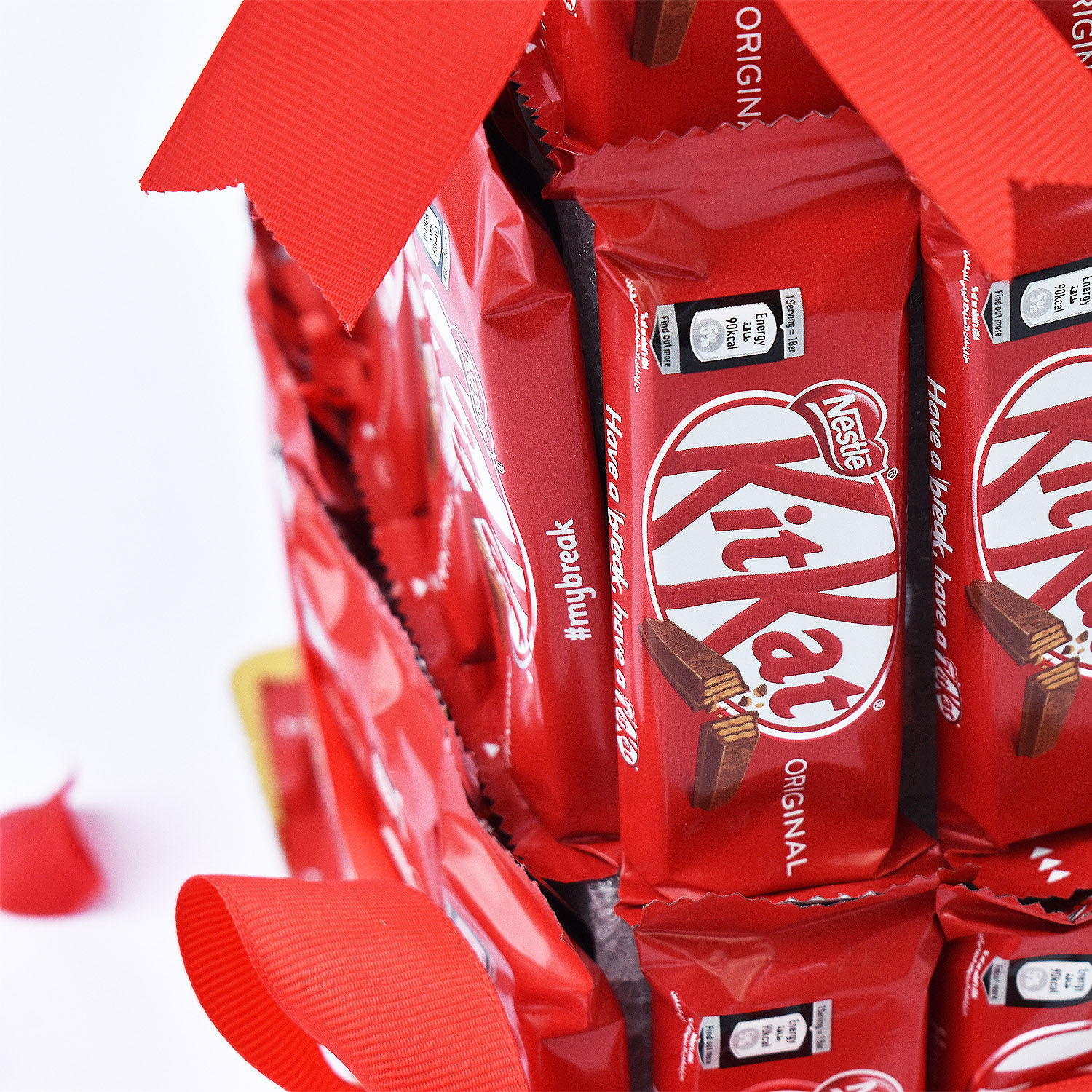 Online Ultimate Kitkat Chocolate Love Gift Delivery in UAE FNP