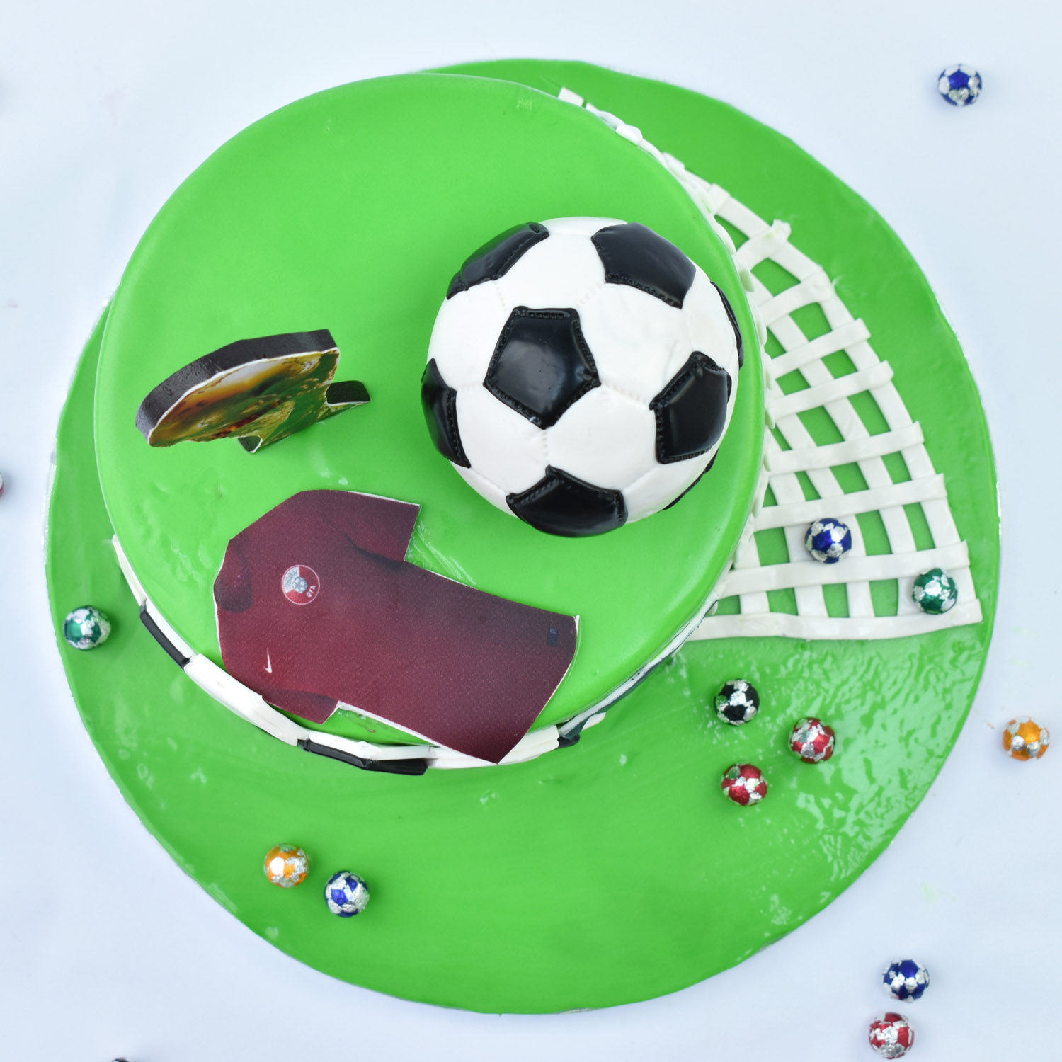 Online Live Football Red Velvet Cake Gift Delivery in UAE FNP