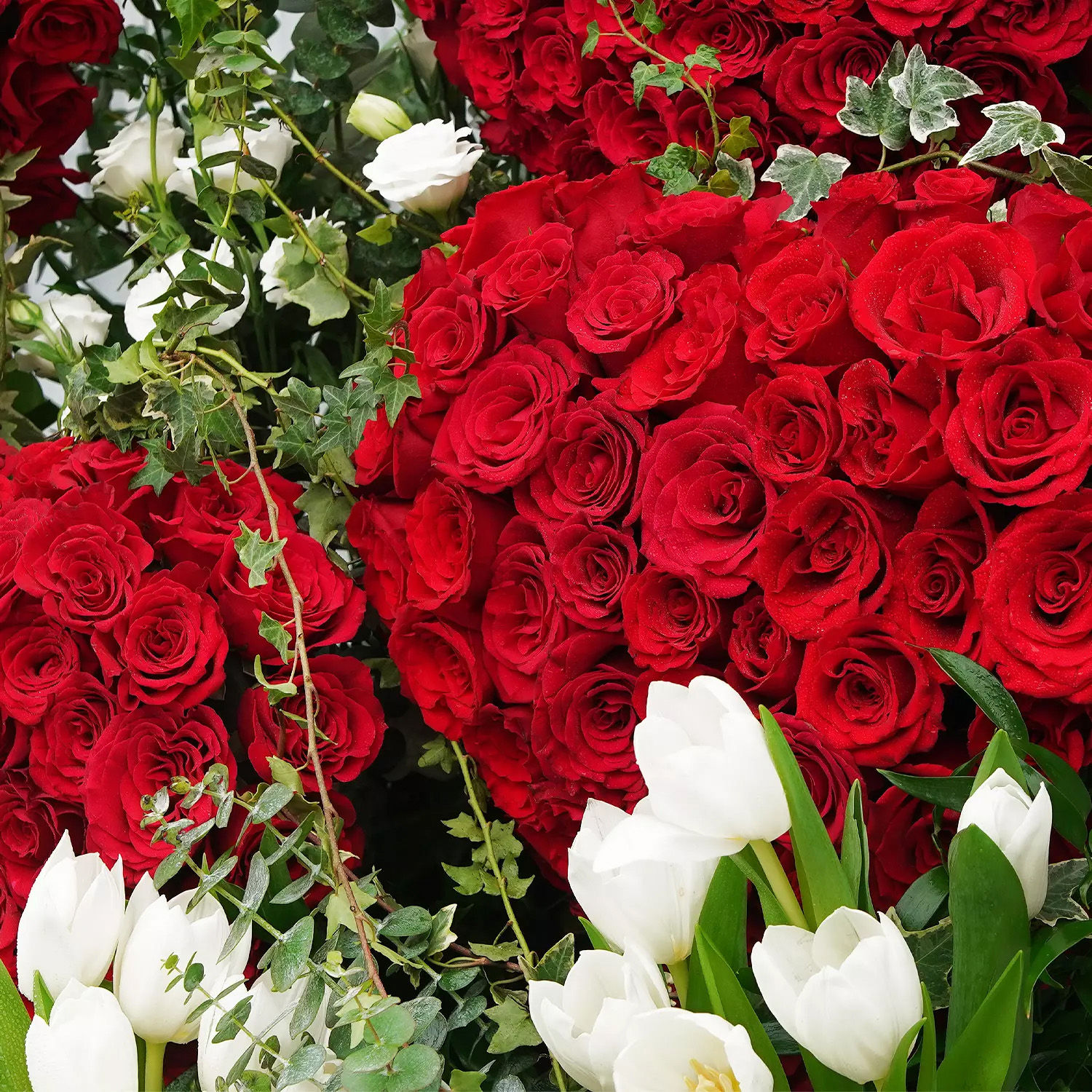 Online The Heart and Soul Gift Delivery in UAE FNP