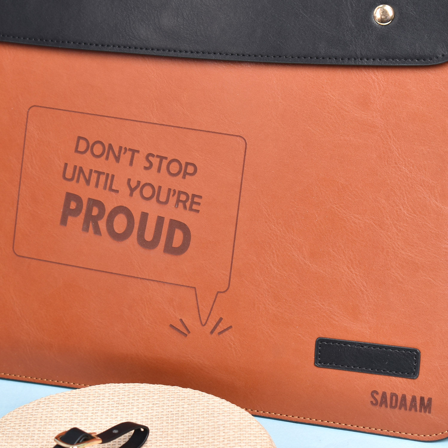 Online Lifestyle Gift Set Gift Delivery in UAE FNP