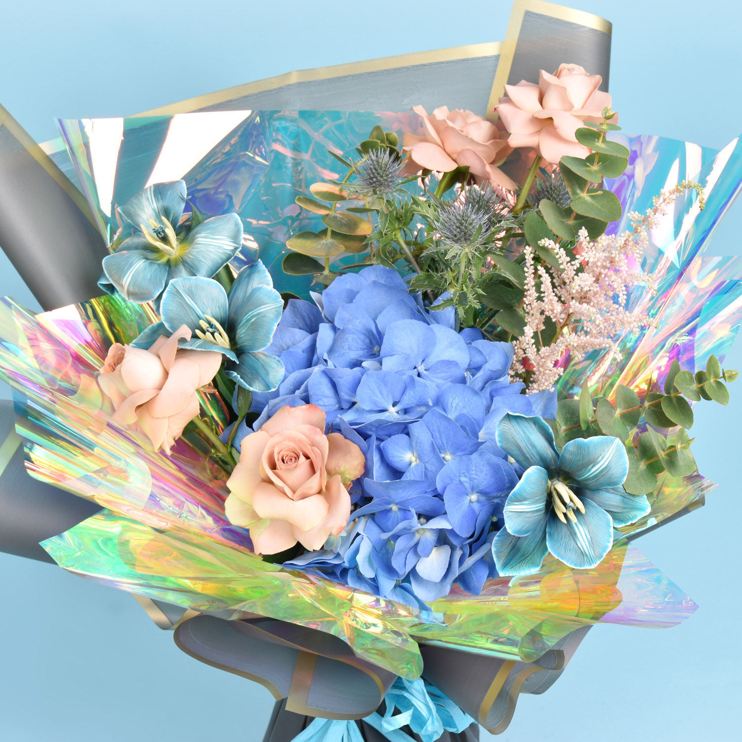 Online Pretty Petals Bouquet Gift Delivery in UAE FNP