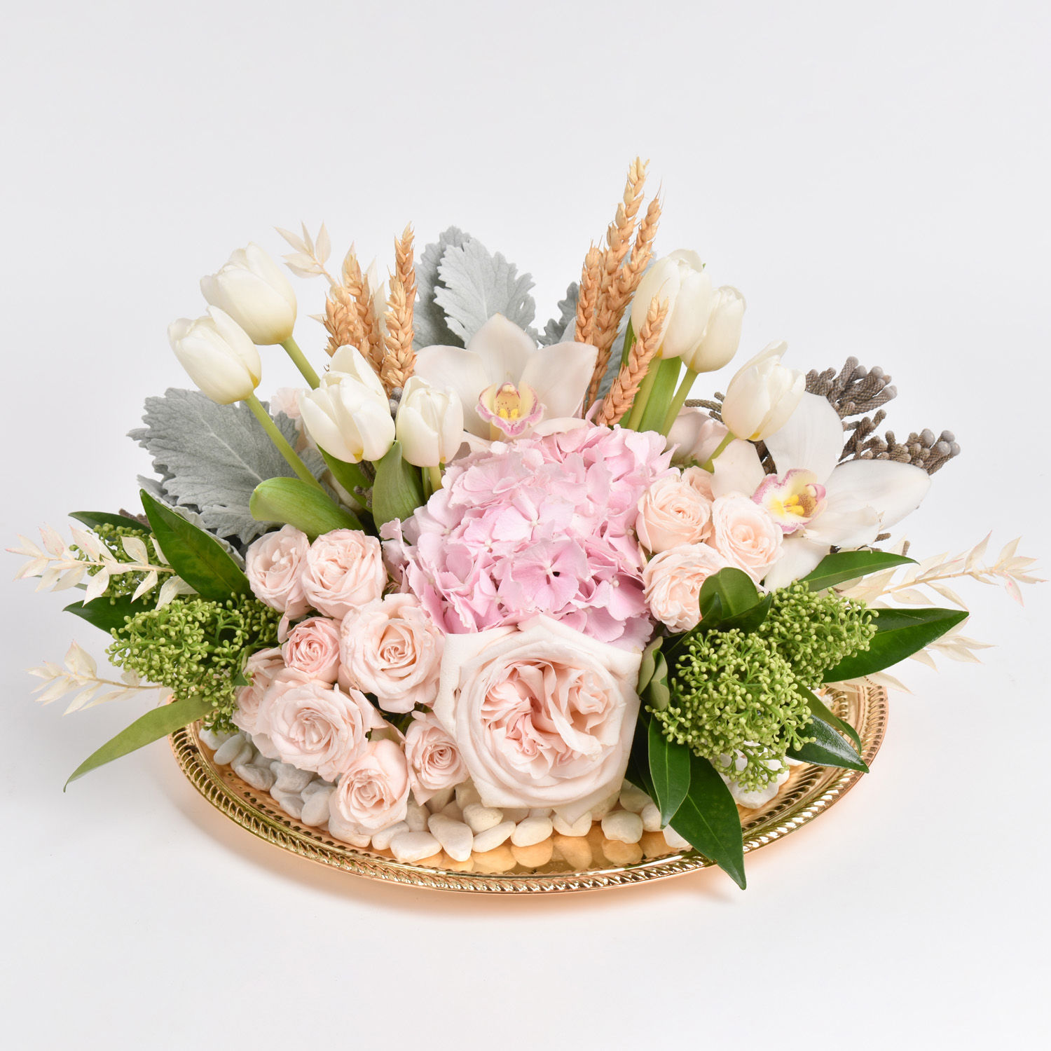 Online Premium Table Flower Arrangement Gift Delivery in UAE FNP