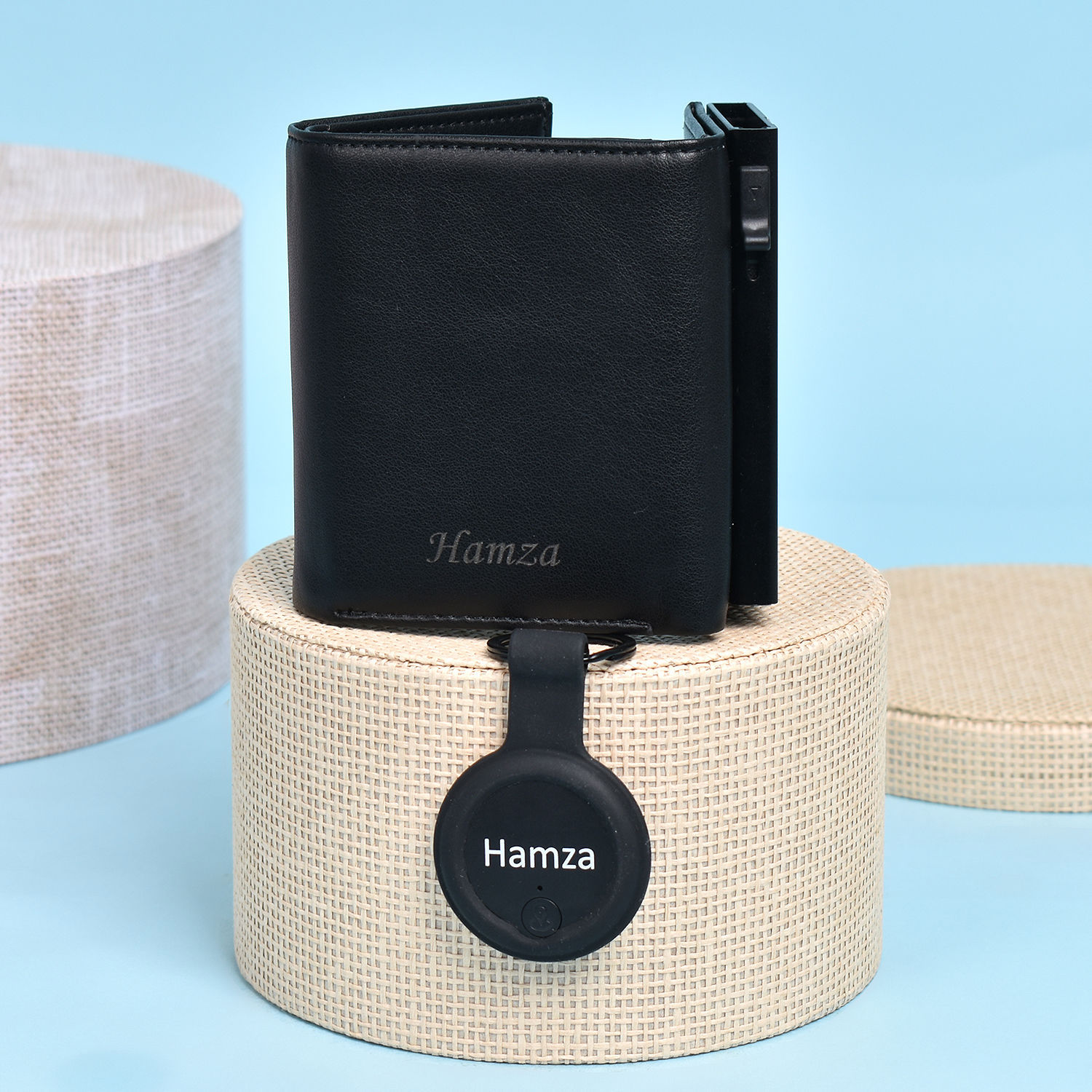 Online Personalized Wallet with GPS Tracker for Men Stay Connected and