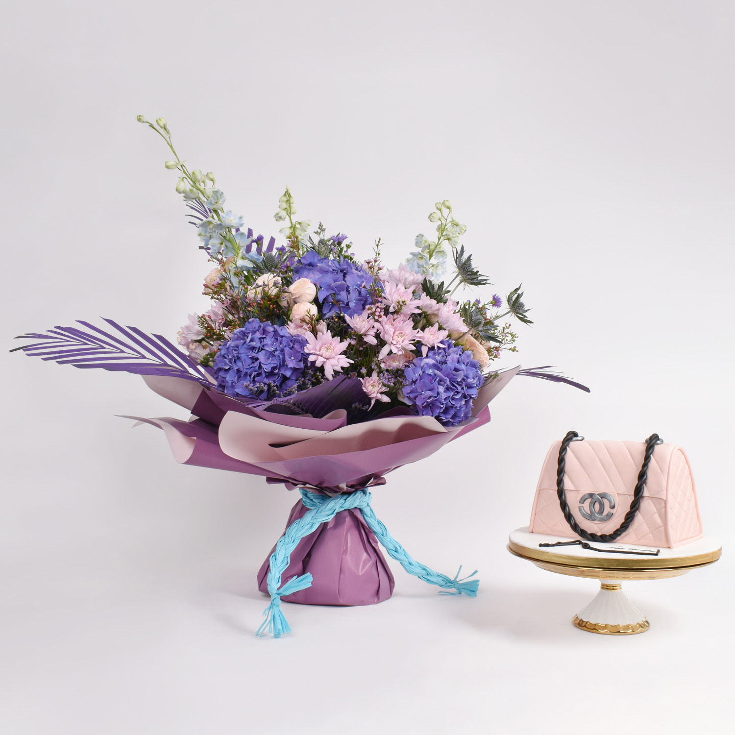 Online Blue and Pink Flower Bouquet and Cake Gift Delivery in UAE FNP