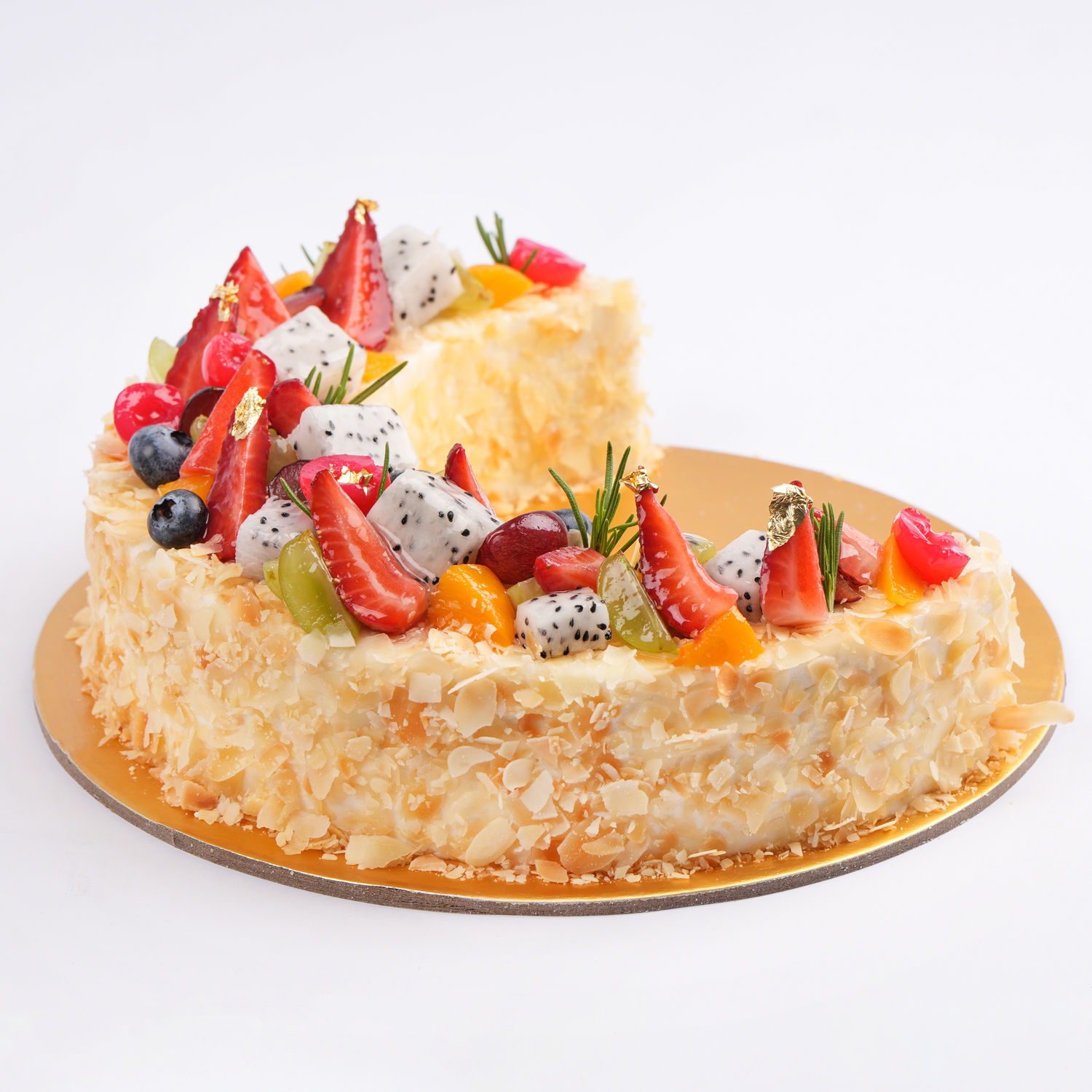 Order Cresecent Moon Fruits Cake Online | Same-Day Delivery UAE - Fnp.ae