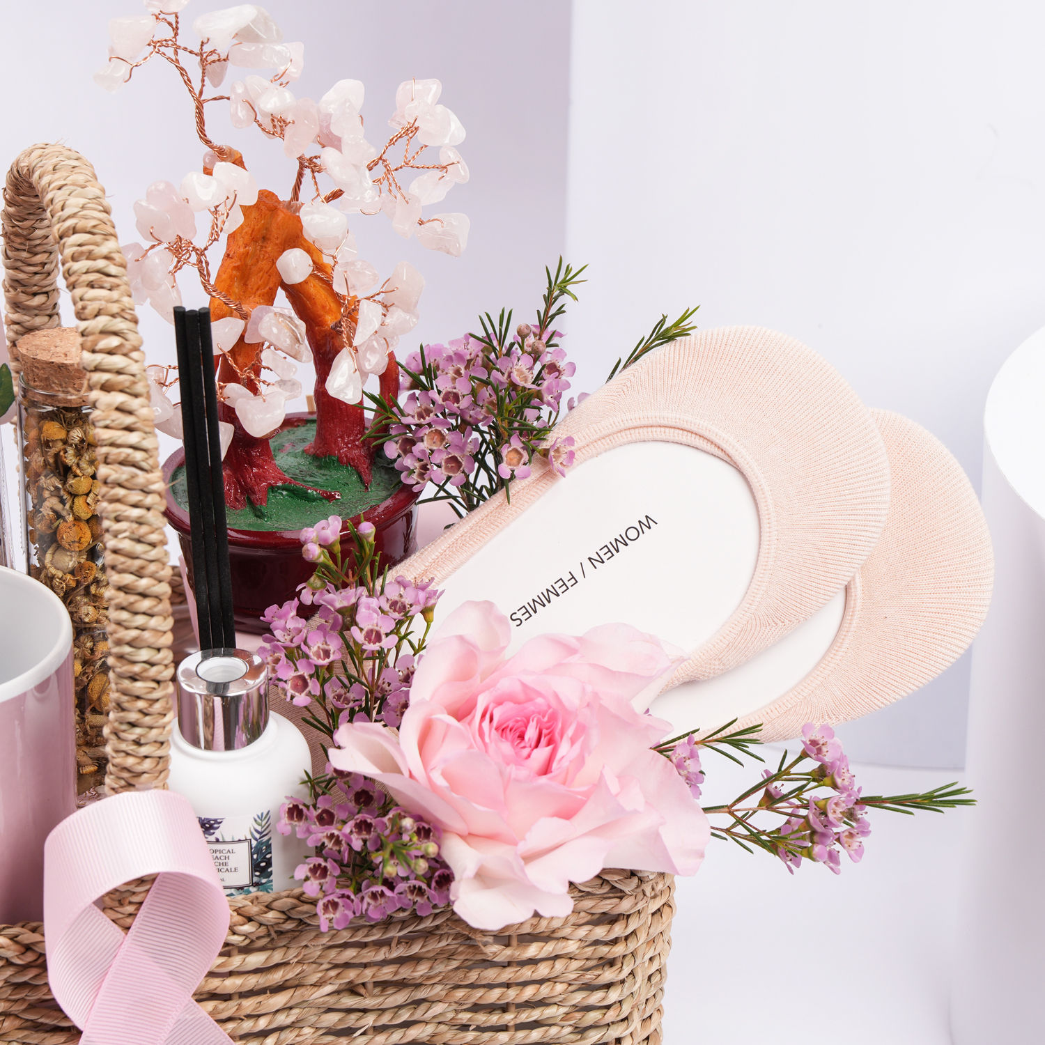 Online Radiant Care Package Gift Delivery in UAE FNP