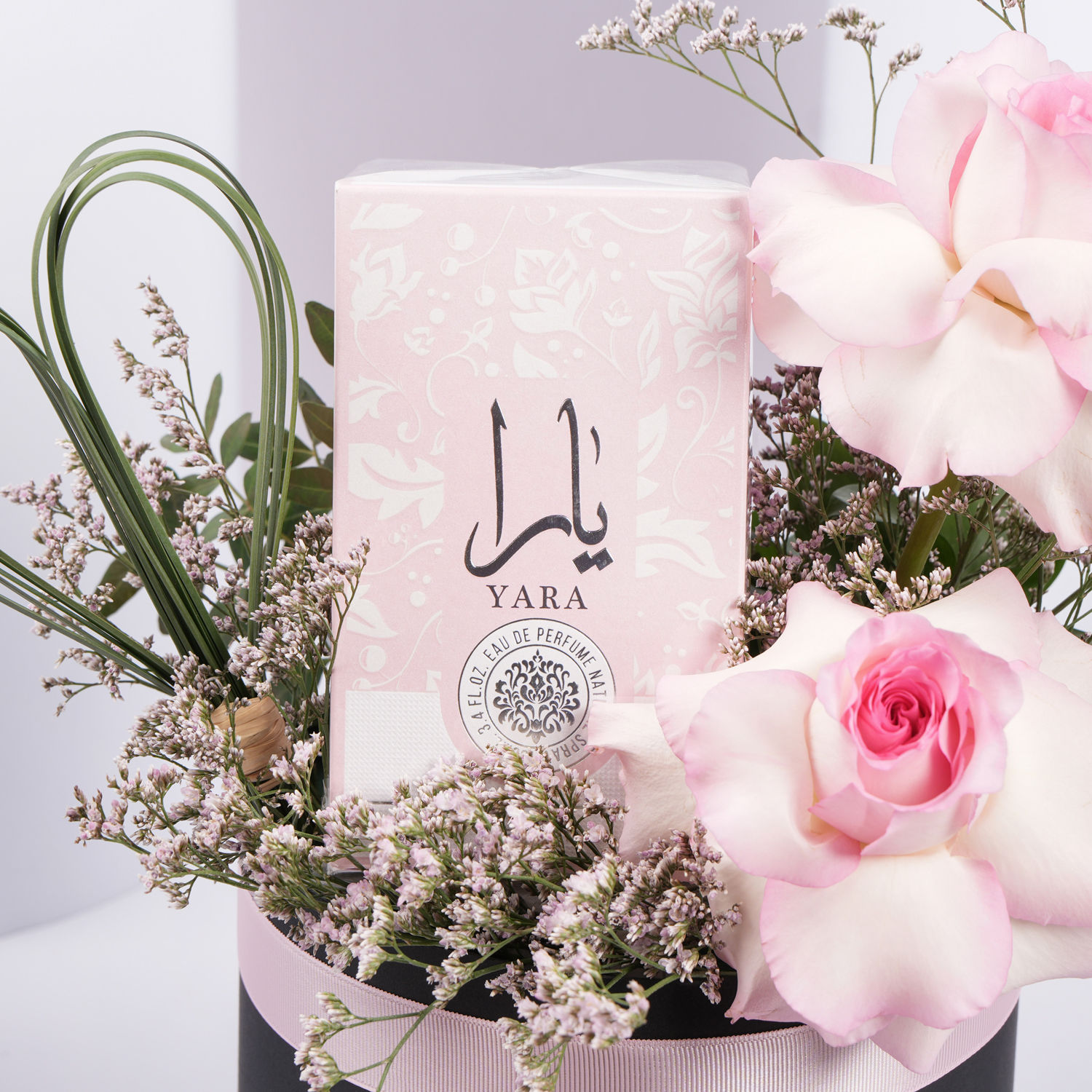 أون لاين عطر لطافة يارا نسائي و بوكس ورد بينك توصيل هدايا في UAE - FNP
