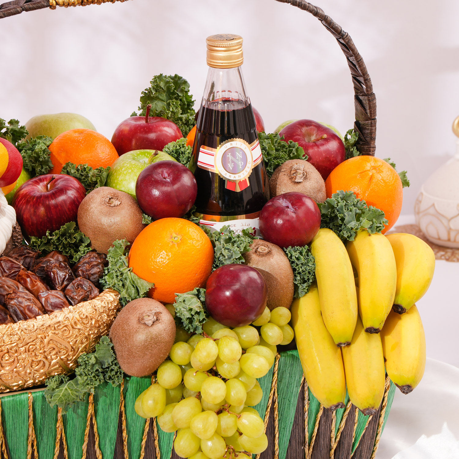 Order Hearty Greetings Fruits Basket Online | Same-Day Delivery UAE ...